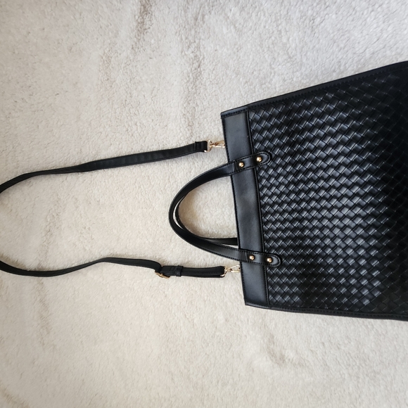 EUC Bundle of 2 black purses. - Picture 6 of 7